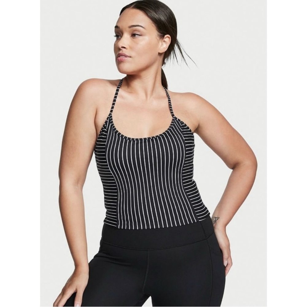 Victoriaβs Secret On Point Striped Activewear Top